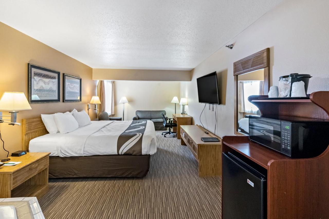 Quality Inn - Storm Lake Экстерьер фото